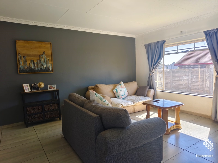 3 Bedroom Property for Sale in Vaalpark Free State